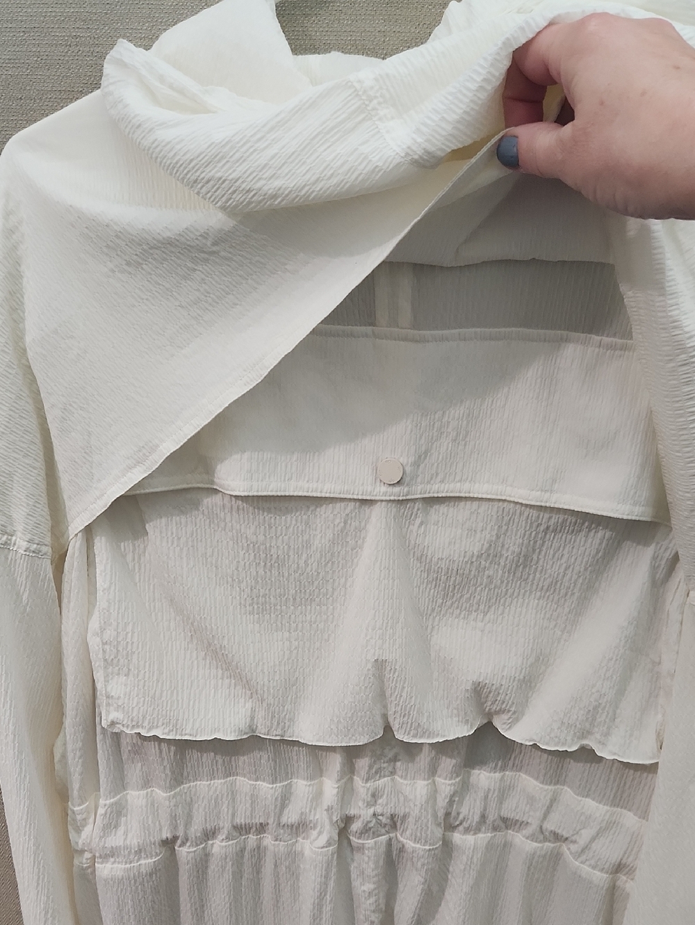 ALO Yoga Summer Nights Lightweight Jacket - Picture 10 of 15